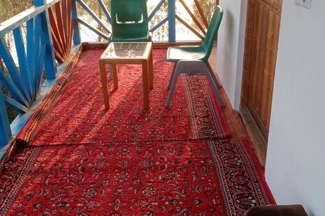 اتاق 3 در اقامتگاه بومگردی رشت