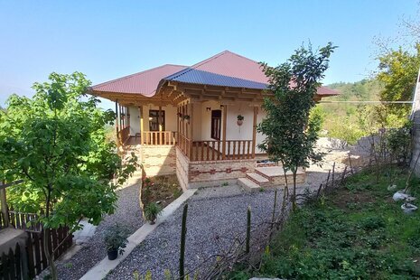 سوئیت نارنج در اقامتگاه بومگردی شیرگاه