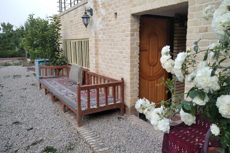 سوئیت45 متری مبله در باغ ویلا در کاشان