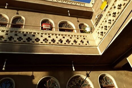 اتاق 2 تخته طبقه زیرهمکف در اقامتگاه بومگردی اصفهان