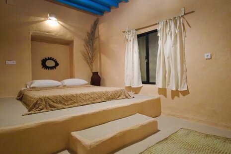 واحد تک خواب سارون در اقامتگاه بومگردی بندر لافت