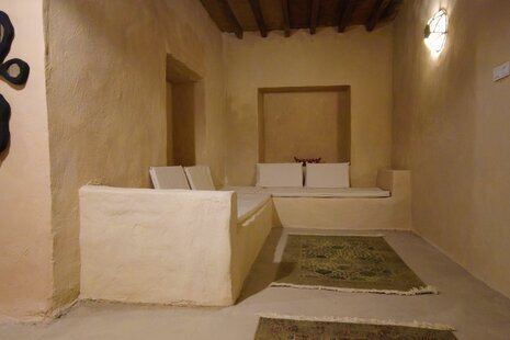 واحد تک خواب سارون در اقامتگاه بومگردی بندر لافت