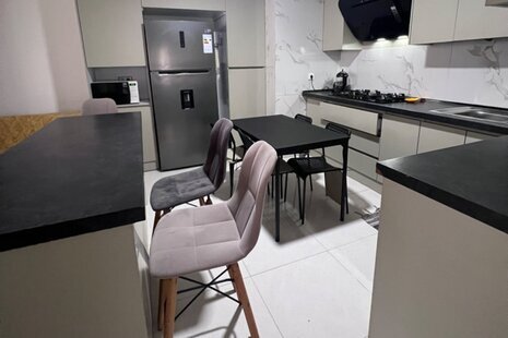 آپارتمان مبله دو خواب ساحلی در کیش