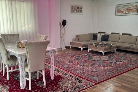 واحد تکخواب در طبقه اول ویلا شفت