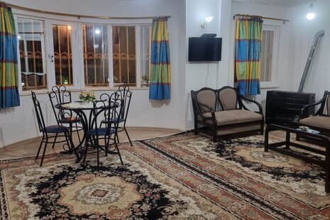 واحد مبله تکخواب اردیکده در طبقه اول ویلای کلاردشت