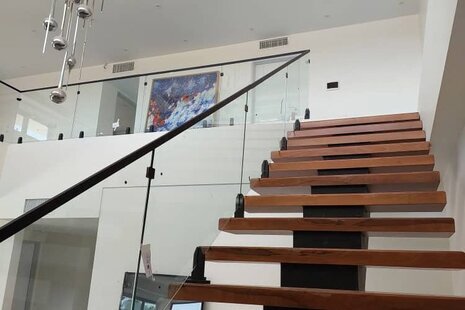 ویلا دوبلکس استخردار در کردان