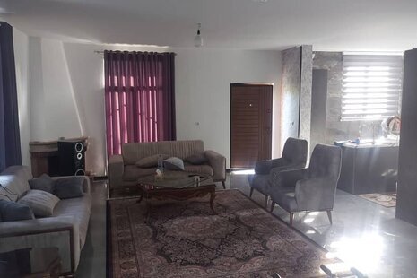 ویلا دوبلکس سه خواب عمارت گل رز در چهارباغ