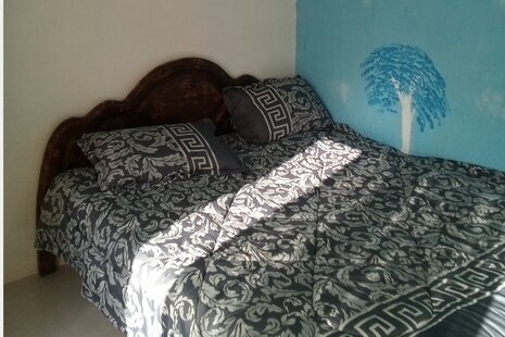 واحد تکخواب مبله در طبقه همکف ویلا نوشهر