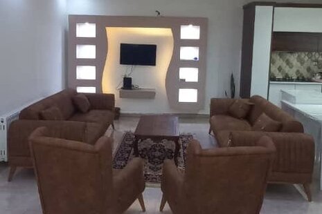 خانه ویلایی دو خواب مبله در خشکبیجار