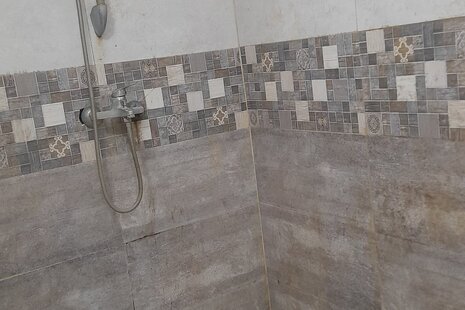 واحد تکخواب در طبقه همکف ویلای محمودآباد