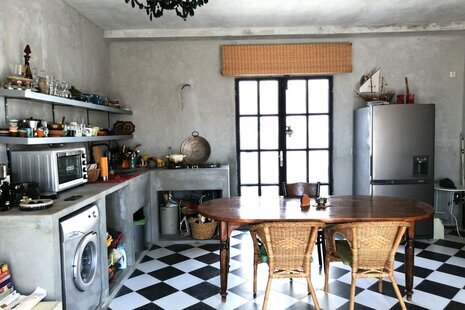 اتاق 20 متری لانگ بیچ در بومگردی قشم