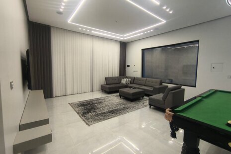 ویلا مبله سه خواب استخردار مروارید در چهارباغ