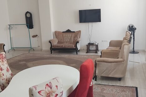 آپارتمان مبله دوخواب دادرس 2 در اردبیل