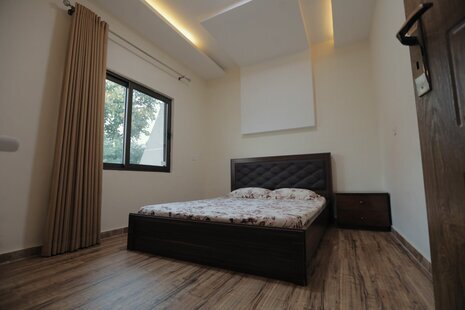 واحد دو خواب (2) طبقه همکف ویلا در قائم شهر