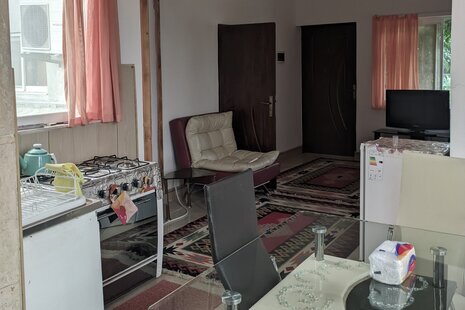 واحد دوخواب در طبقه همکف در ویلا اقامتگاه بزرگی