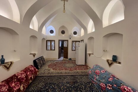 اتاق 4 نفره آفتاب در اقامتگاه بومگردی میمه