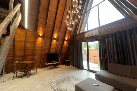 کلبه سوئیسی استخردار دوبلکس دوخواب آوان در چالوس