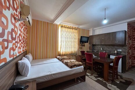 واحد تکخواب 202 در هتل آپارتمان قشم