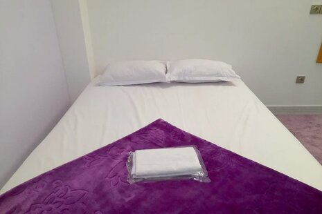 واحد تکخواب تراس دار در طبقه سوم ویلا گرگان