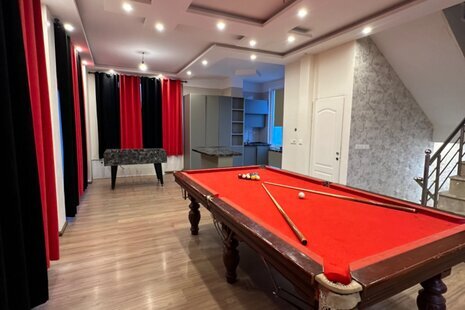 ویلا استخردار چهارخواب آنتیک در رودهن