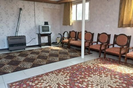 آپارتمان نوساز و دربست درقلب شهر