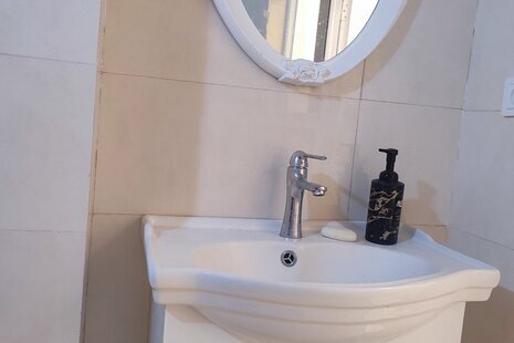 واحد مبله تکخواب در طبقه اول ویلا در تالش