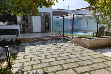 ویلا استخردار دو خواب کهن در شهریار