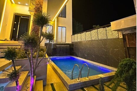 ویلا تریپلکس 6 خواب استخردارVIP در ایزدشهر