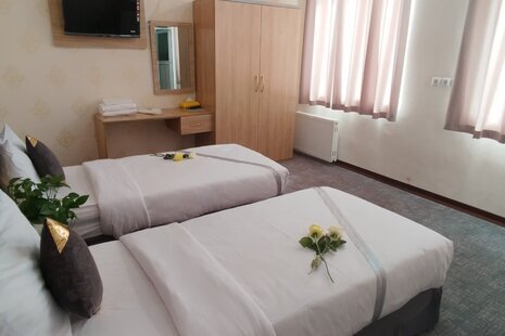 اتاق 2 تخته در هتل قم