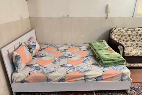 سوئیت 70 متری همکف گلشن در اصفهان