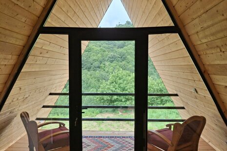 کلبه سوئیسی دوبلکس مبله تکخواب میران در تتکابن
