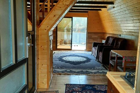 کلبه سوئیسی دوبلکس تکخواب جکوزی دار در شیرگاه