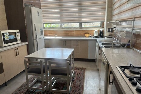 ویلا مبله تریپلکس استخردار هفت خواب پارسیان در رودهن