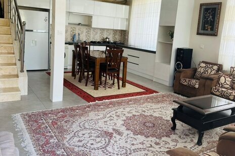 ویلا تریپلکس استخردار گلبهار در رودهن