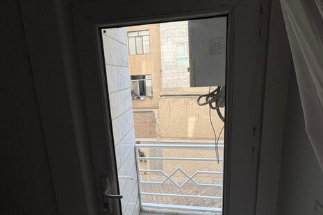 آپارتمان تک خواب در خیابان پلیس