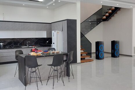 ویلا دوبلکس استخر آبگرم 3 خواب مستر در زعفرانیه کردان (2)