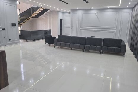 ویلا دوبلکس استخردار چهارخواب لوتوس در چهارباغ