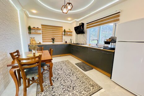 آپارتمان مبله دوخواب جنگلی پناه در رامسر