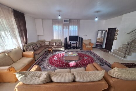 ویلا باغ دوبلکس استخردار دوخواب در چهارباغ