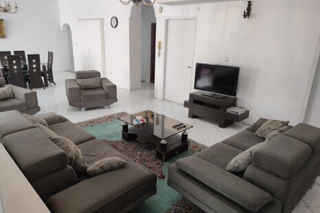 آپارتمان مبله دو خواب در امیر اباد شمالی 1