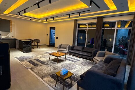 ویلا استخردار دوخواب مدرن ساحل در رامجین