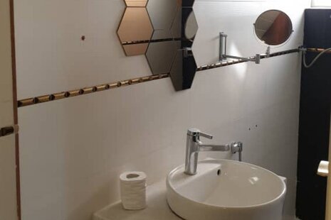 آپارتمان مبله تک خواب ایینه خانه در اصفهان