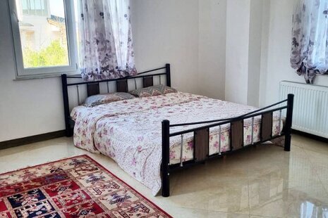 واحد دوخواب در طبقه اول ویلا گل باران در کلاردشت