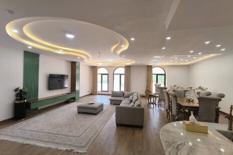 کاخ ویلا مبله تریپلکس سه خواب استخردار اعیان نشین در کیش