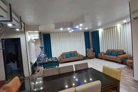 ویلا دو خواب استخردار باغ گیلاس در چهارباغ