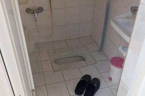 واحد تکخواب در طبقه همکف ویلای محمودآباد