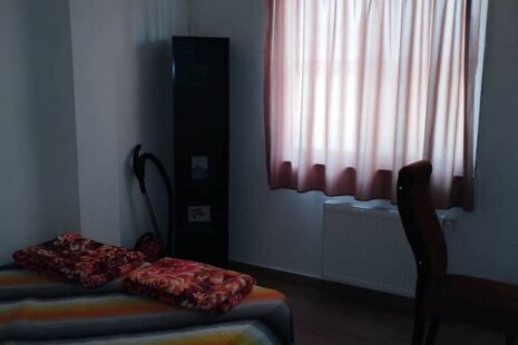 واحد دوخواب مبله طبقه همکف در بندرانزلی