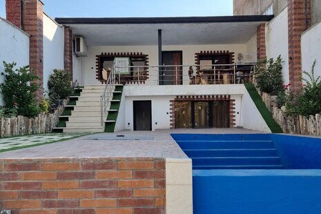 ویلا سه خواب مبله در گلاهک رودهن