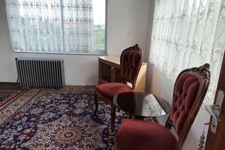 اتاق خوردیم در اقامتگاه بومگردی رامسر