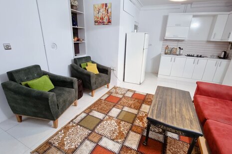 آپارتمان مبله تکخواب در مشهد طبقه همکف